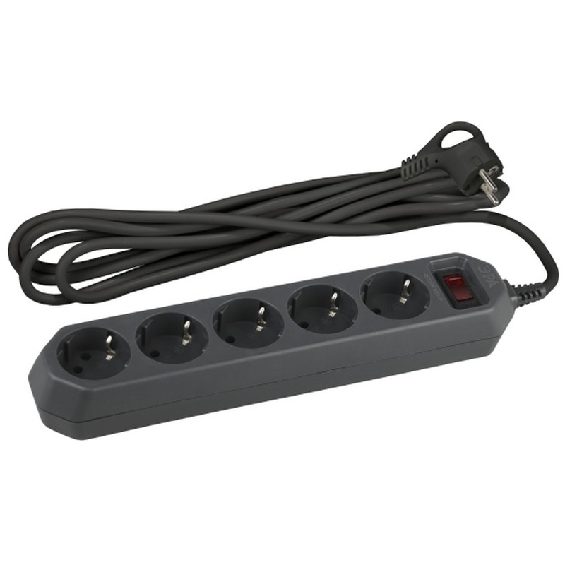 Сетевой фильтр 5-мест. 1,5м с заз. с выкл. ПВС 3х0,75 черный ЭРА USF-5es-1.5m-B Б0019032