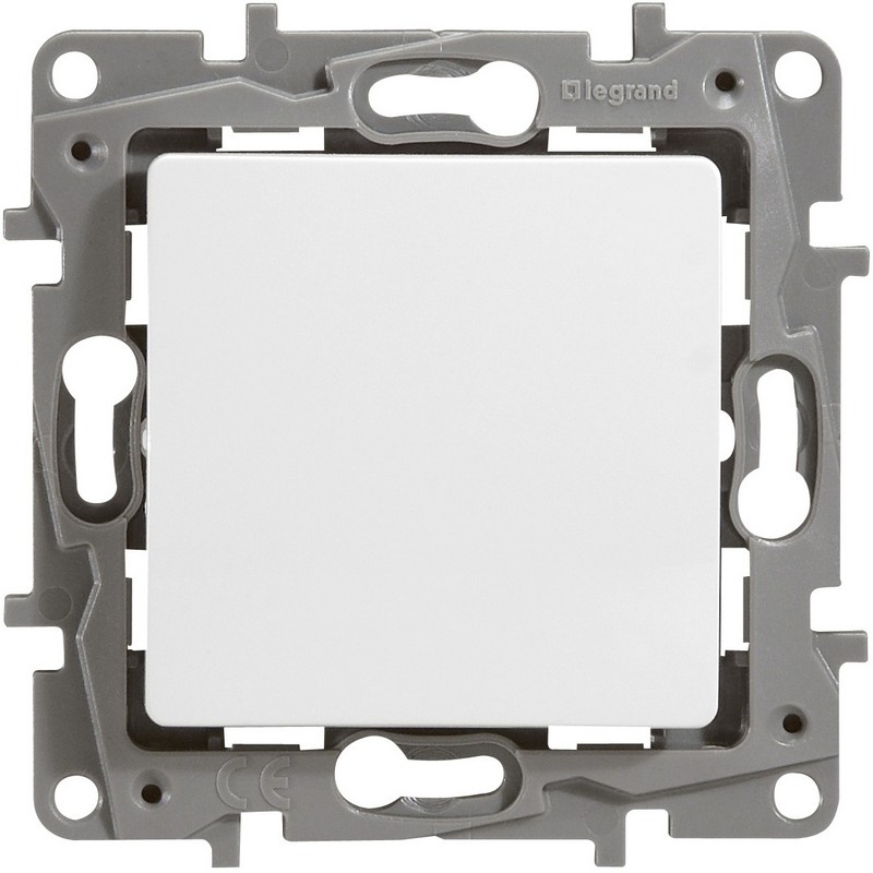 Переключатель без рамки с/у 1-кл. белый 10А IP20 Legrand Etika 672205