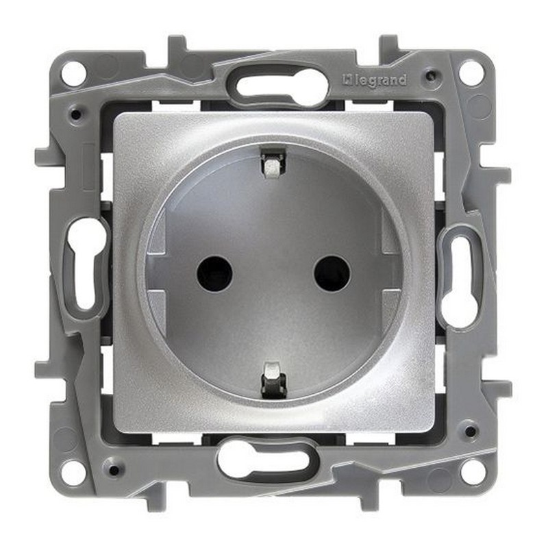 Розетка без рамки с/у 1-мест. с заз. шторк. Алюм. 16А IP20 Legrand Etika 672422